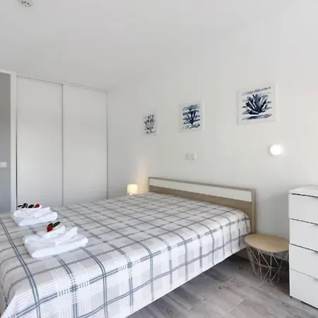 Apartamento Com Piscina 公寓
